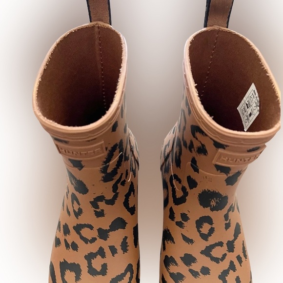 Hunter Original Leopard Print Refined Low Heel Wellies - Picture 8 of 16